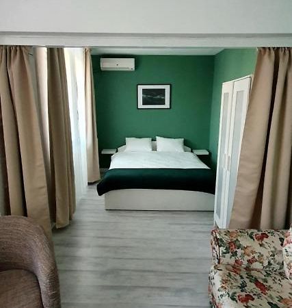 Come And Sleep Studio Old City Bukares Bagian luar foto